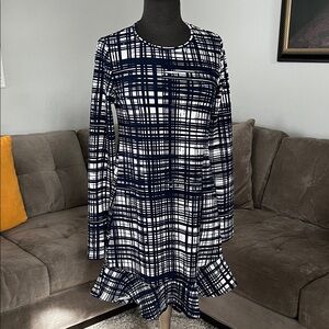 Go Couture navy blue and White Checkered Long Sleeve Dress
